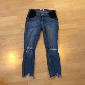 Frayed hem Paige ankle maternity jeans